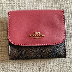 COACH Tri-fold Wallet